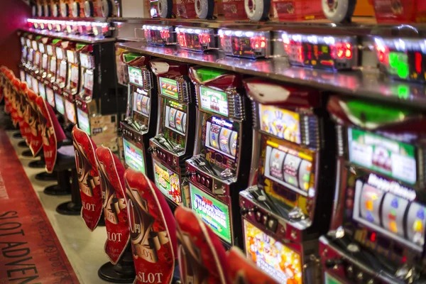 Quickspin live-dealer studio with professional lighting and multiple camera angles